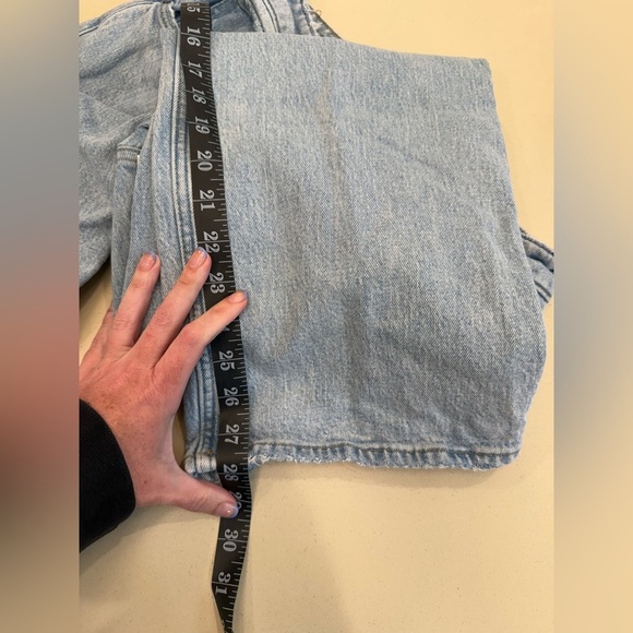 Abercrombie & Fitch The 90s Relaxed High Rise Jeans - Picture 7 of 7